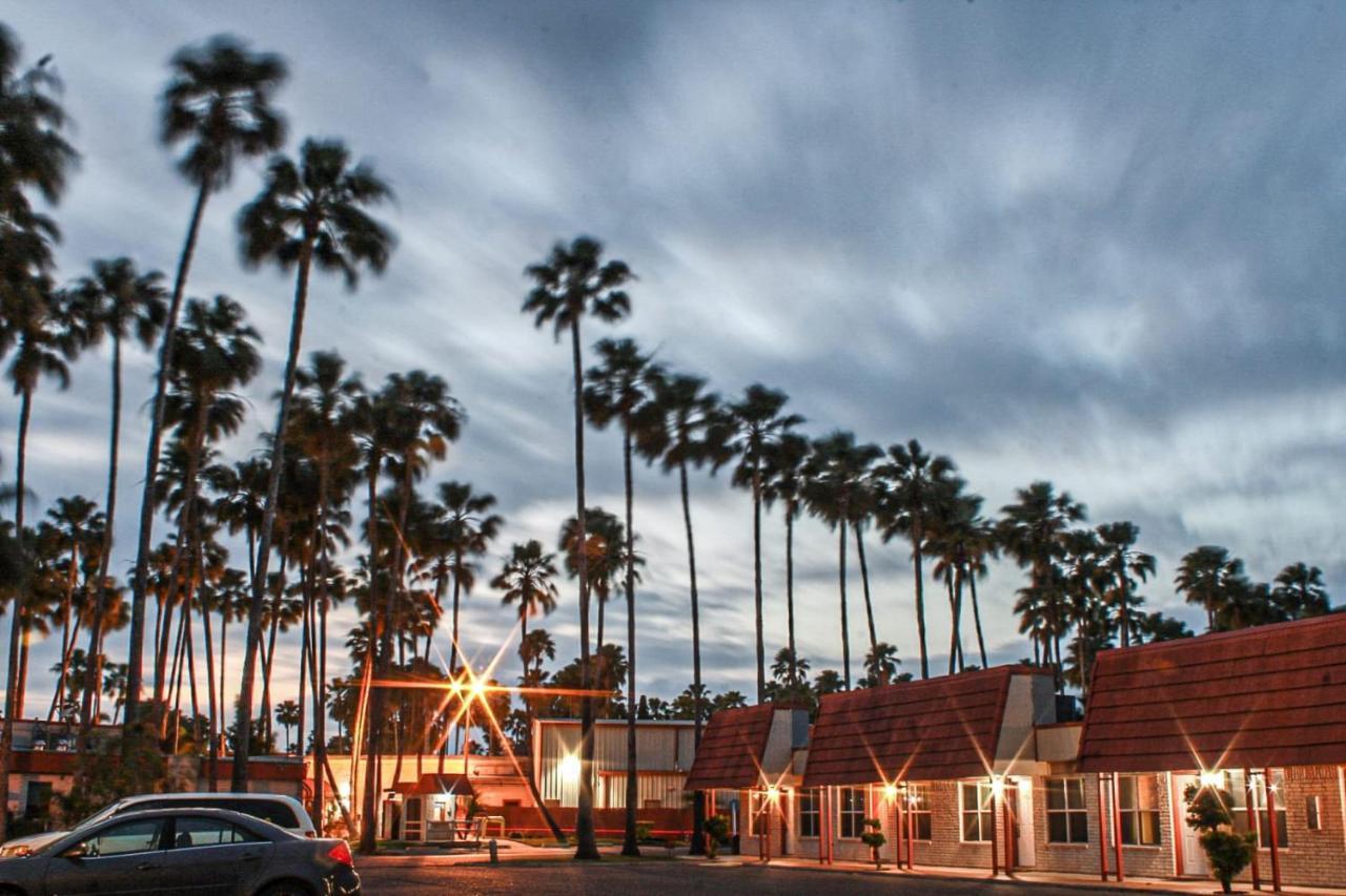Victoria Palms Inn And Suites Donna Exteriér fotografie