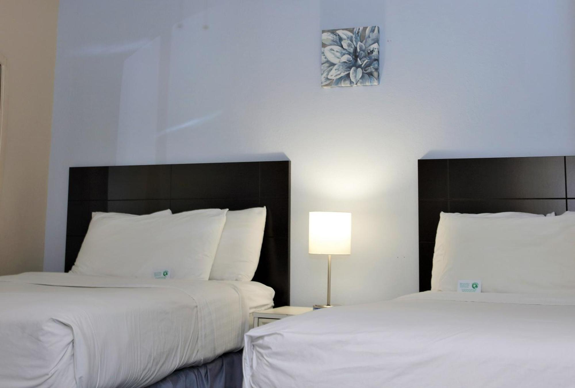 Victoria Palms Inn And Suites Donna Exteriér fotografie