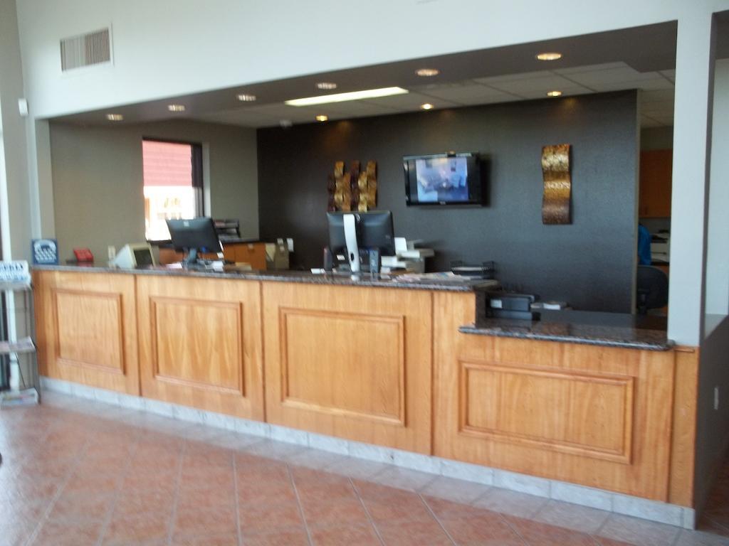 Victoria Palms Inn And Suites Donna Exteriér fotografie